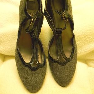 Impo NWT, Tuxedo Black on Gray Heels